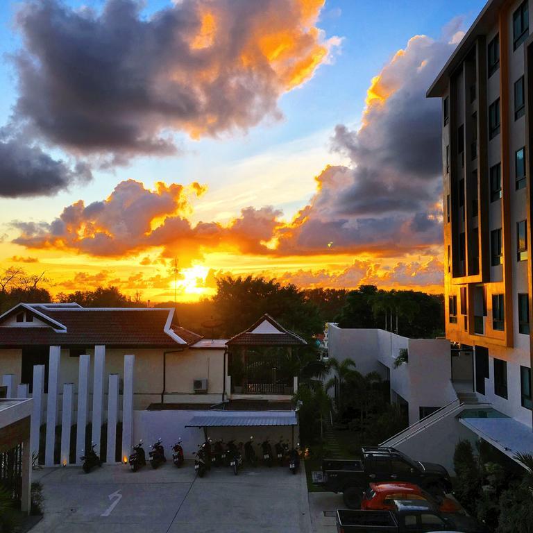 Happy Place Phuket Extérieur photo